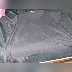 Philosophy Black Flowy T-Shirt With Big Pockets